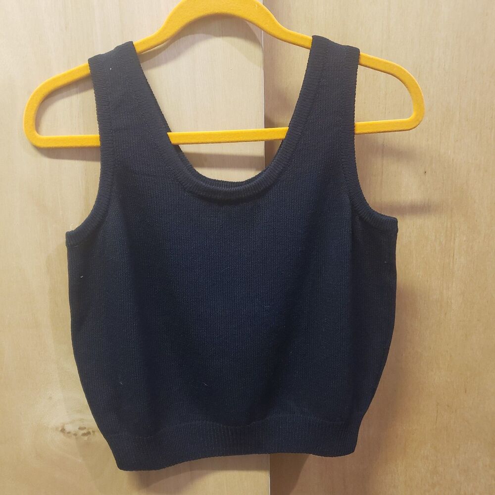 St. John Basics Santana Knit Sleeveless Scoop Neck Sweater Black Size M GGG
